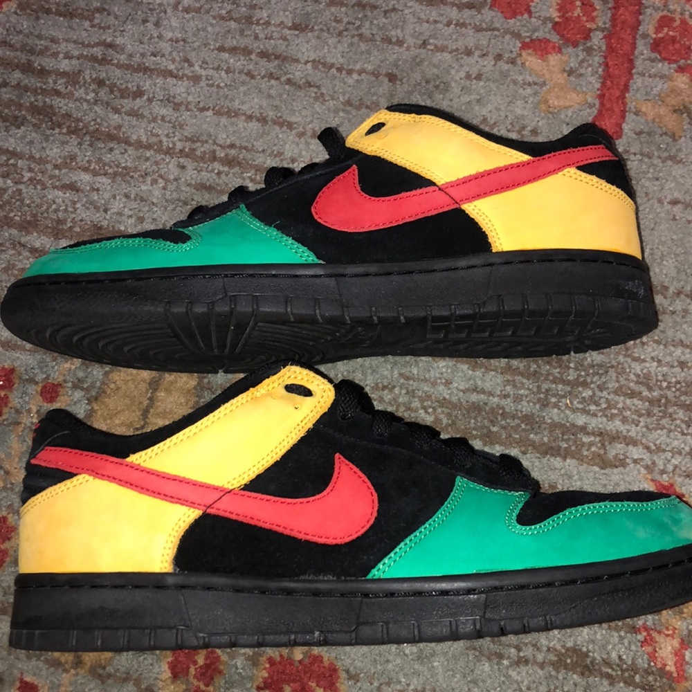 Nike Dunk sb Rasta